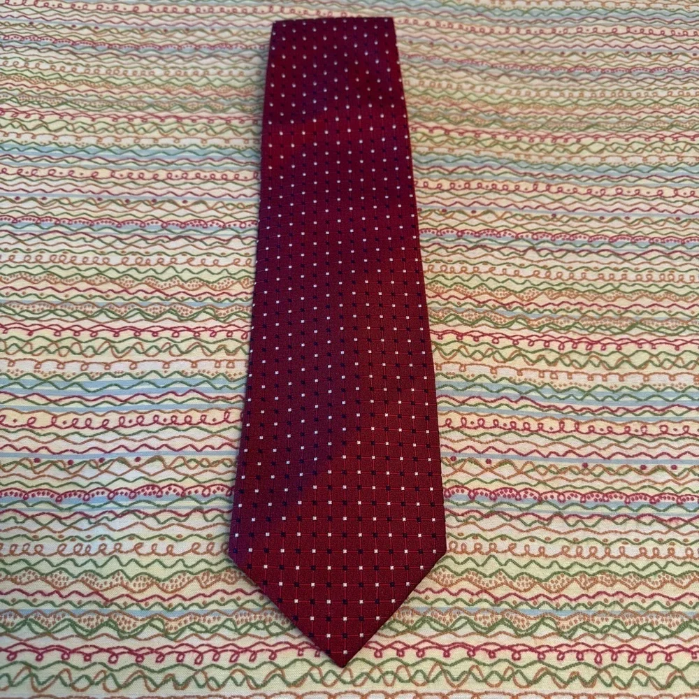 Traveler Collection Dots and Squares Tie Classic Burgundy Polka Dot 100% silk